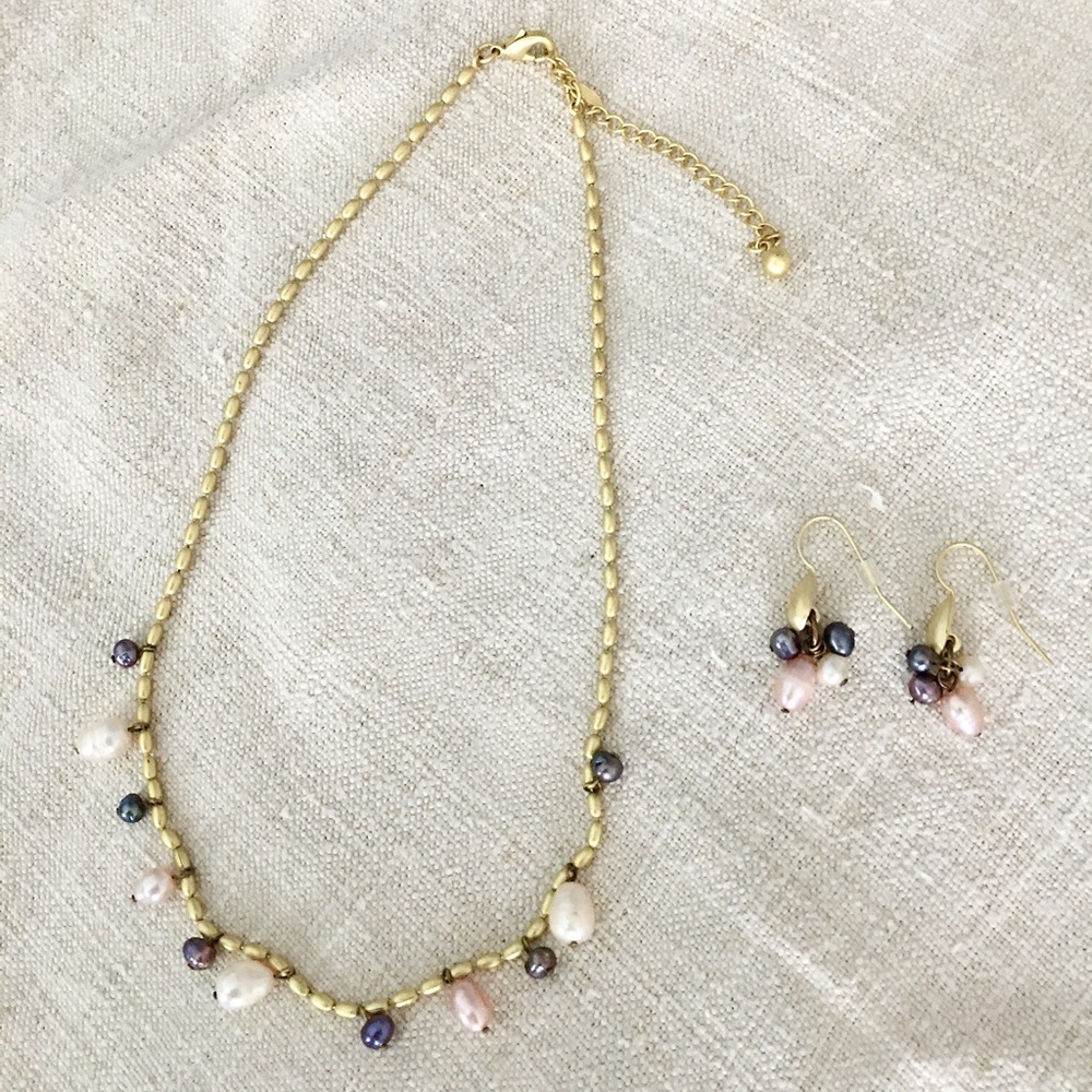 Freshwater Pearl & Gold Necklace & Earrings Set